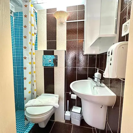 Deniz Kenari & Garden Hotel